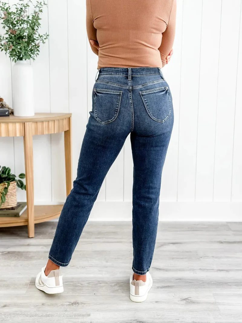 Judy Blue Tummy Control Butt Lifting Jeans